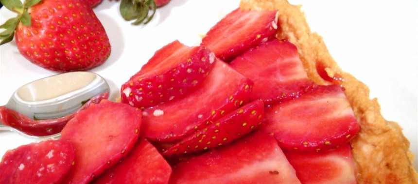 Tarta Suprema de Fresas con Crema de Almendras